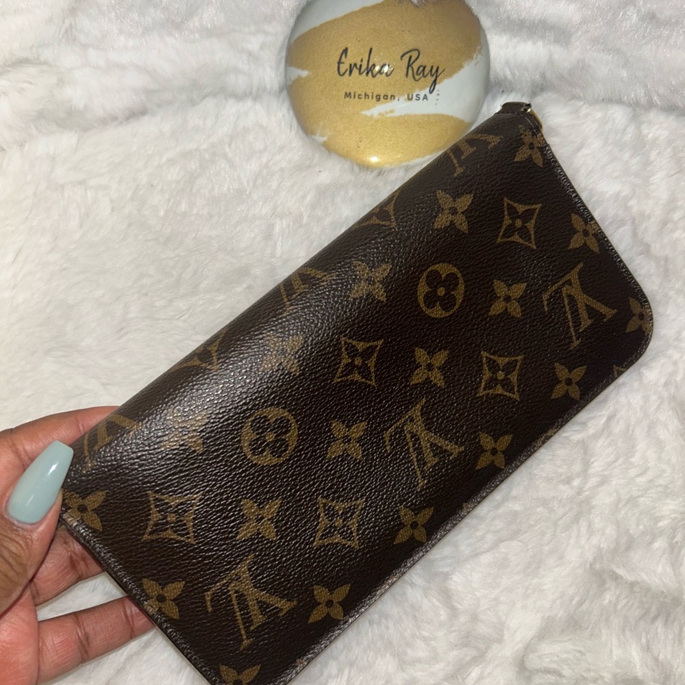 Louis Vuitton KUSAMA‎ Waves Insolite Wallet